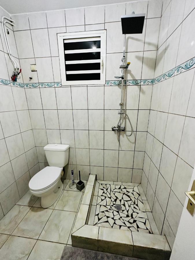 Residence Lacolombe Petit-Canal Ngoại thất bức ảnh